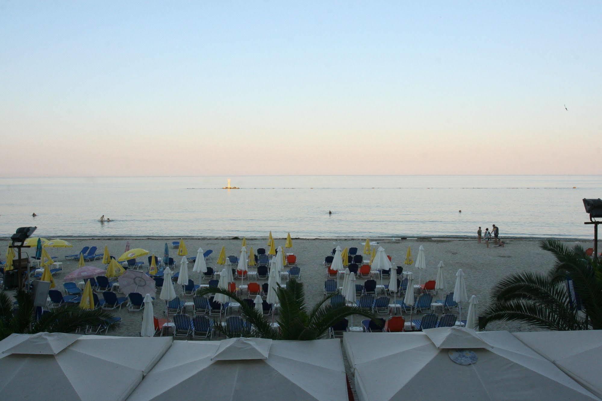 Hotel Zografos Paralía 외부 사진
